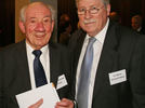 Dr. Hans-Günther Triebel (Rechtsanwalt) und Dr. Bernd Schulz-Forberg (Preisträger 1998).